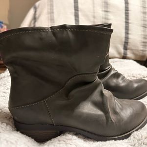 Maurices slouchy ankle boots